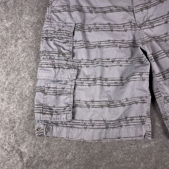 MMA Elite Shorts Mens 36 Gray Barbed Wire Print Cargo Y2K - Picture 4 of 15